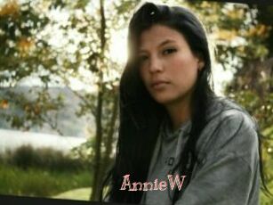 AnnieW