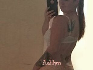 Ashlyn_