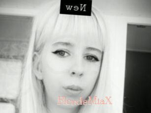 BlondeMiaX