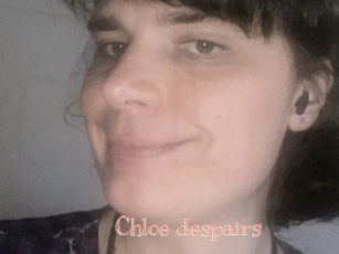 Chloe_despairs