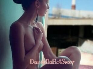 DaniellaHotSexy