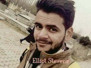 Elliot_Stevens