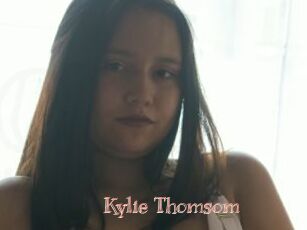 Kylie_Thomsom