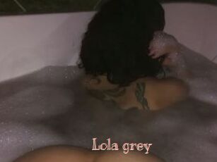 Lola_grey