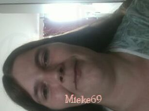 Mieke69