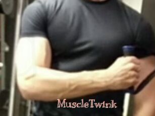 MuscleTwink