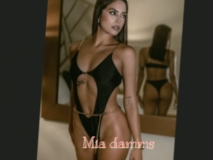 Mia_damms