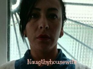 Naugthy_housewife