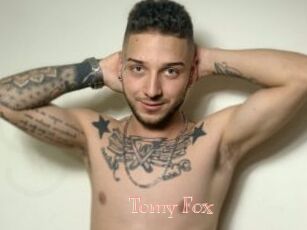 Tomy_Fox