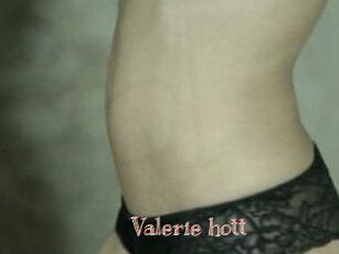 Valerie_hott